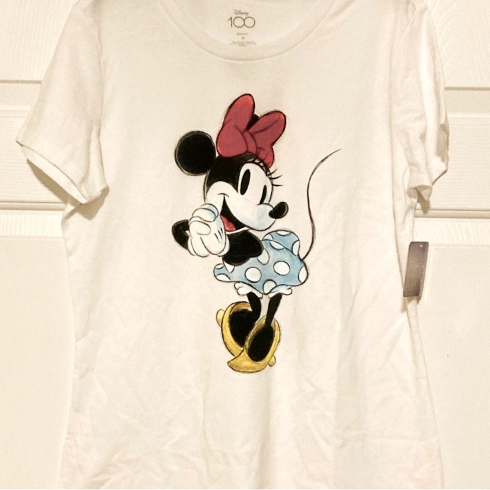 ❤️NWT! Disney Minnie Mouse T-Shirt ❤️ SZ M